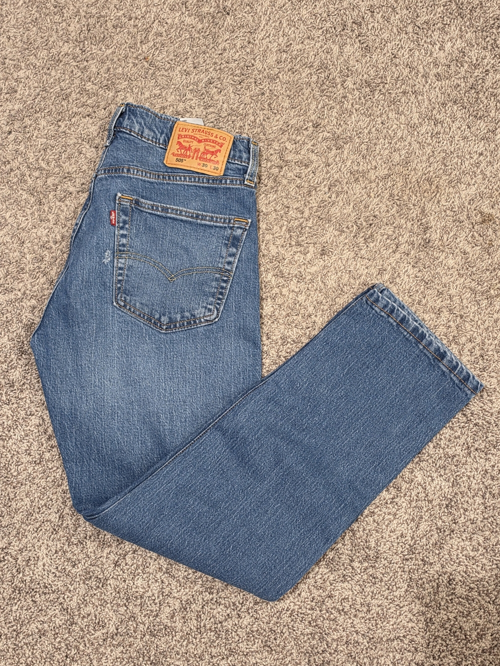 Levi's Men's 505 Medium Blue Straight-Leg Jeans